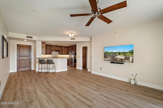 15802 N 71ST Street 203, Scottsdale, AZ 85254