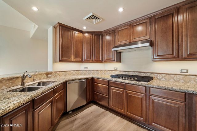 15802 N 71ST Street 203, Scottsdale, AZ 85254