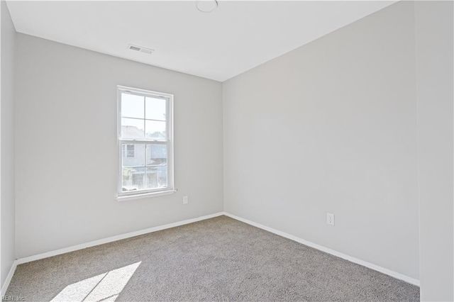 405 Harbour North DR, Chesapeake, VA 23320