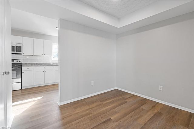 405 Harbour North DR, Chesapeake, VA 23320