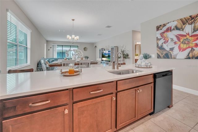 12591 VANDER WAY, New Port Richey, FL 34654