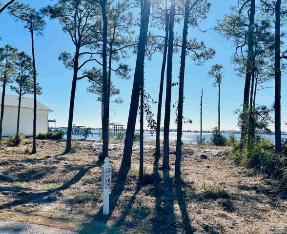5870 Red Cedar St, Pensacola, FL 32507