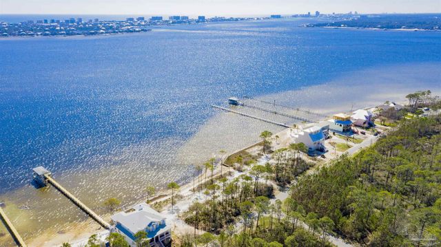 5870 Red Cedar St, Pensacola, FL 32507