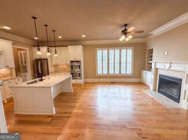 3250 Camellia Lane, Suwanee, GA 30024