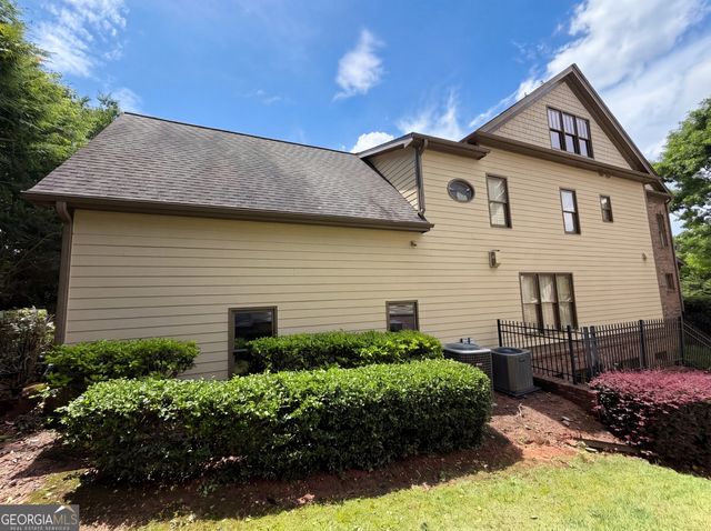 3250 Camellia Lane, Suwanee, GA 30024