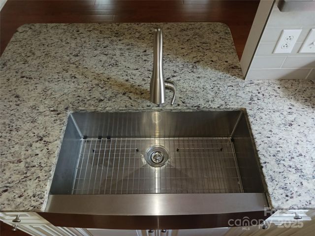 12702 Landing Green Drive, Charlotte, NC 28277