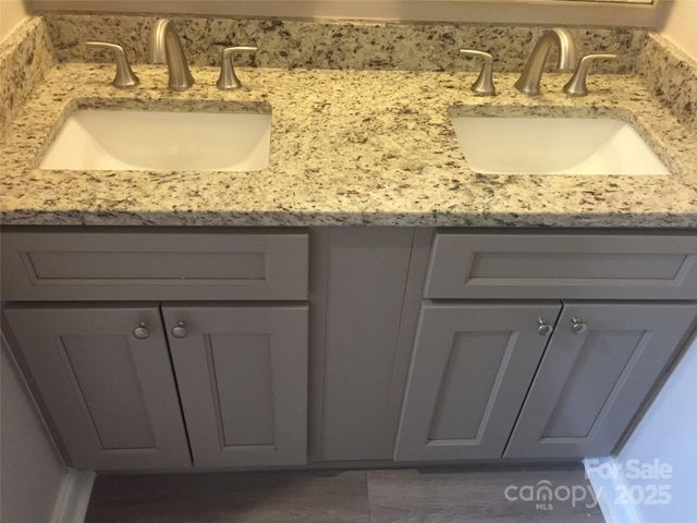 12702 Landing Green Drive, Charlotte, NC 28277