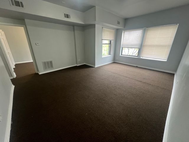 71 E 69th Street 2, Chicago, IL 60637