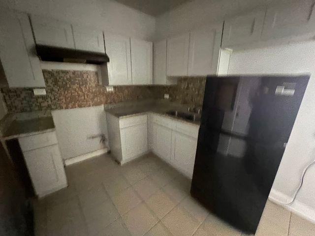 71 E 69th Street 2, Chicago, IL 60637