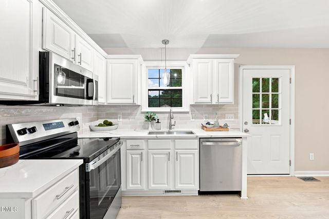 105 Poplar Court, Willow Springs, NC 27592