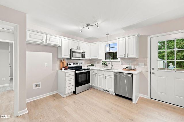 105 Poplar Court, Willow Springs, NC 27592
