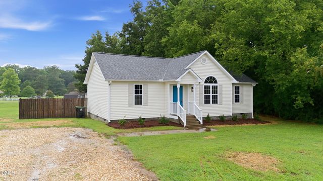 105 Poplar Court, Willow Springs, NC 27592