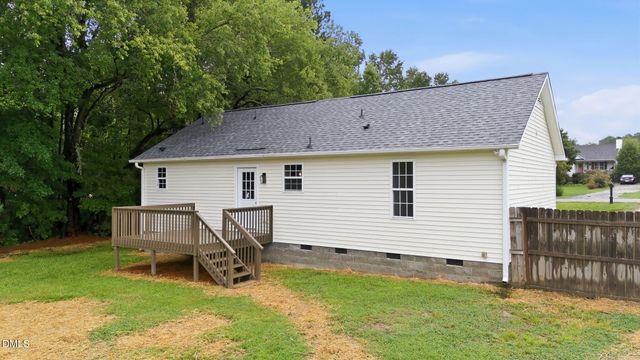 105 Poplar Court, Willow Springs, NC 27592