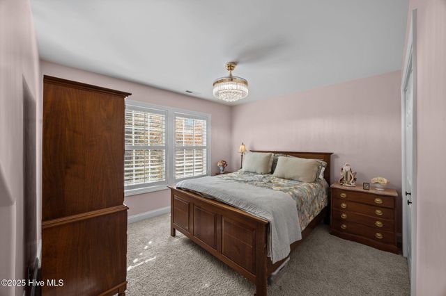 104 Jura Court, New Bern, NC 28562