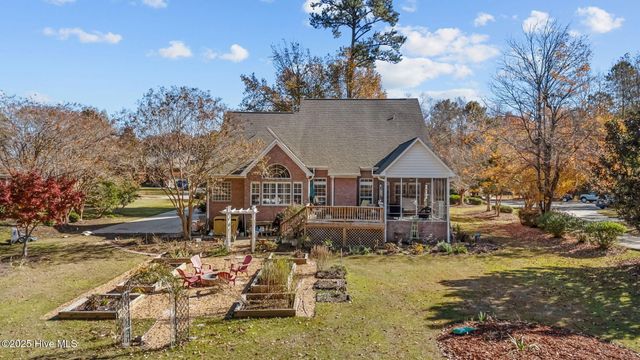 104 Jura Court, New Bern, NC 28562