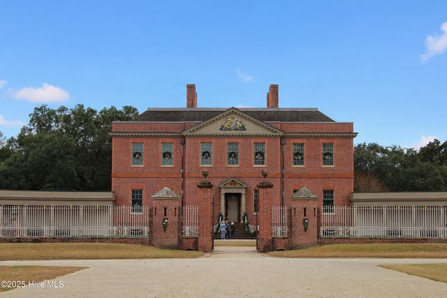 104 Jura Court, New Bern, NC 28562