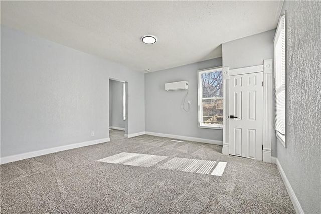 49 S Coy Street, Kansas City, KS 66101