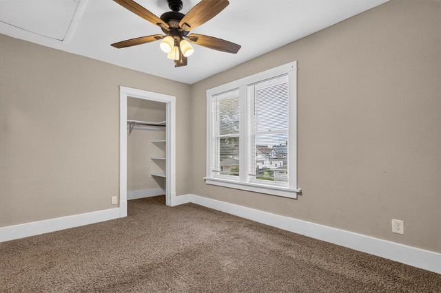 313 E Laflin AVENUE, Waukesha, WI 53186