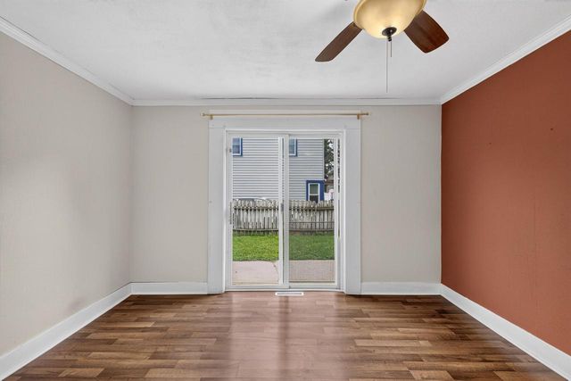 313 E Laflin AVENUE, Waukesha, WI 53186
