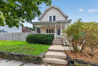 313 E Laflin AVENUE, Waukesha, WI 53186