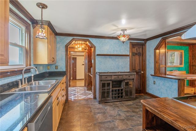 703 Mountainview Avenue, Syracuse, NY 13224