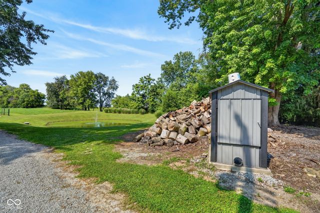 1220 S State Road 67, Pendleton, IN 46064