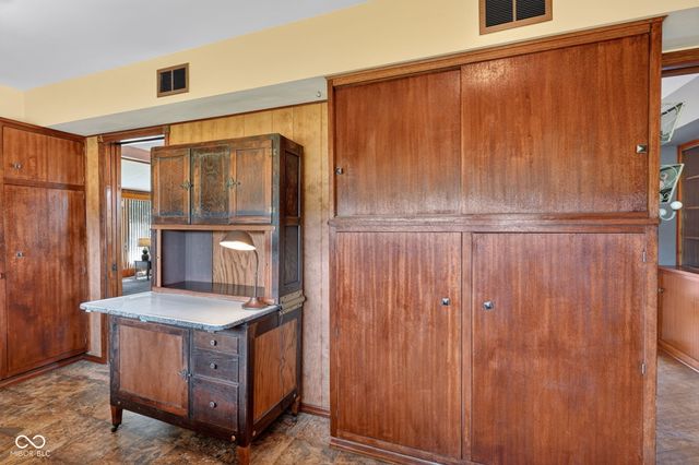 1220 S State Road 67, Pendleton, IN 46064
