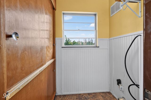 1220 S State Road 67, Pendleton, IN 46064