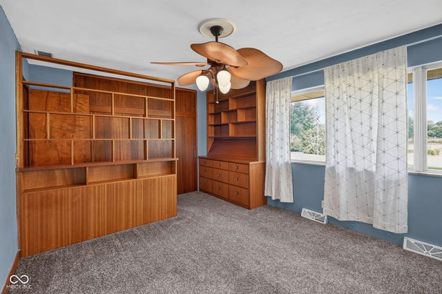 1220 S State Road 67, Pendleton, IN 46064