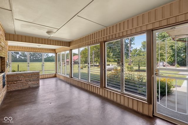 1220 S State Road 67, Pendleton, IN 46064