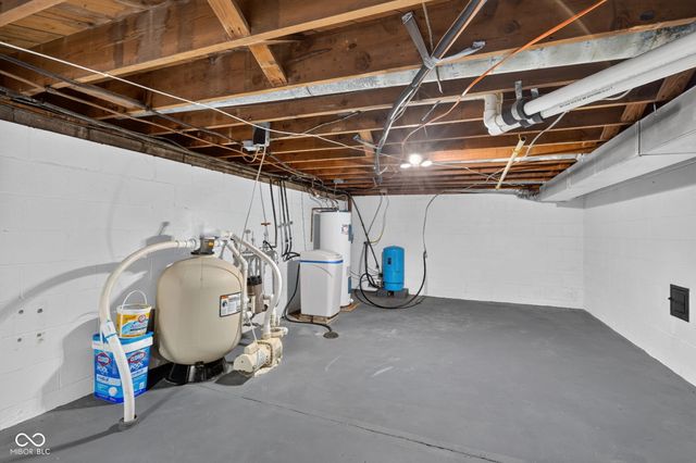 1220 S State Road 67, Pendleton, IN 46064