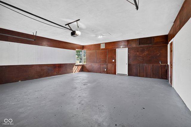 1220 S State Road 67, Pendleton, IN 46064