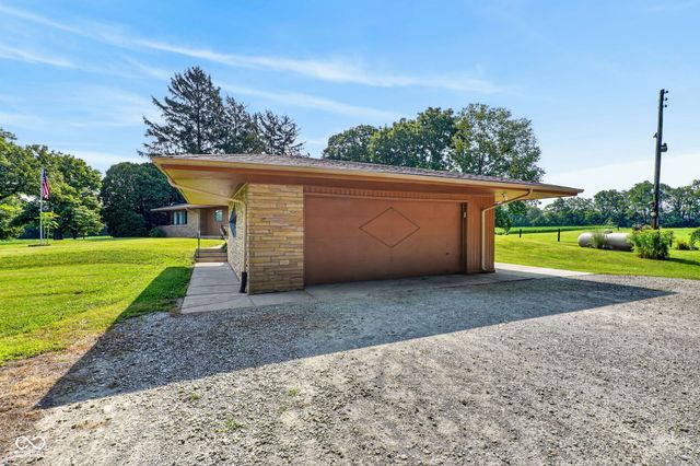 1220 S State Road 67, Pendleton, IN 46064