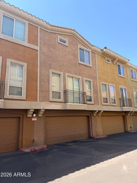18250 N CAVE CREEK Road 143, Phoenix, AZ 85032