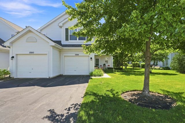 17895 W Braewick Road, Gurnee, IL 60031