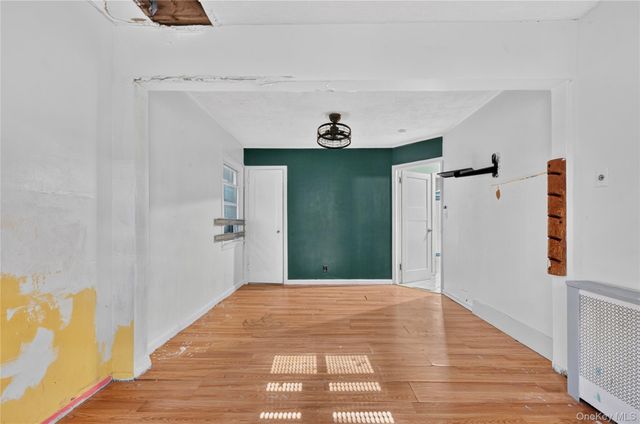 740 Barry Place, Uniondale, NY 11553