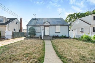 740 Barry Place, Uniondale, NY 11553