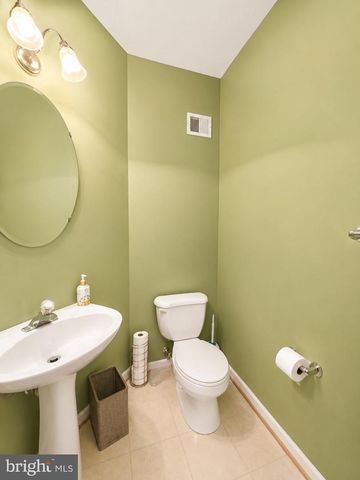 4302 BEGONIA DR, Bowie, MD 20720
