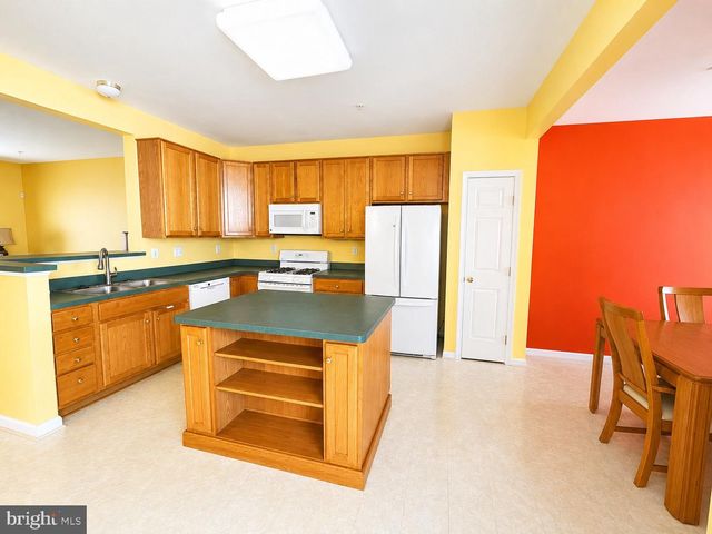 4302 BEGONIA DR, Bowie, MD 20720