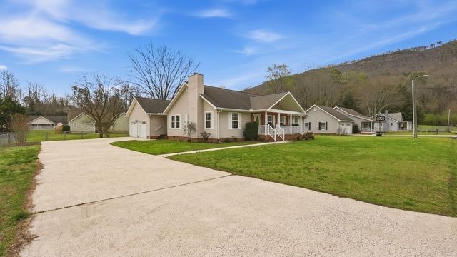 120 Graves Road, Soddy Daisy, TN 37379