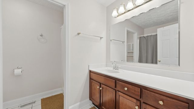 120 Graves Road, Soddy Daisy, TN 37379