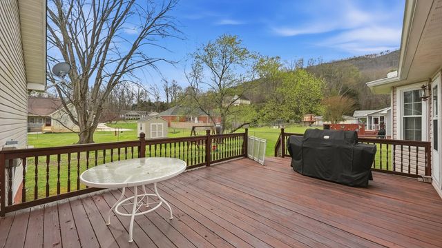 120 Graves Road, Soddy Daisy, TN 37379