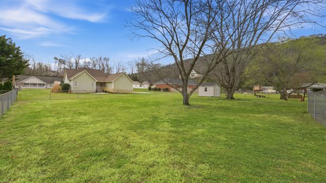 120 Graves Road, Soddy Daisy, TN 37379