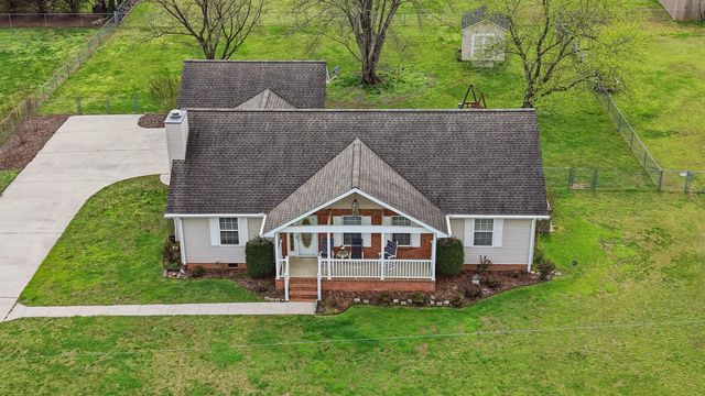 120 Graves Road, Soddy Daisy, TN 37379