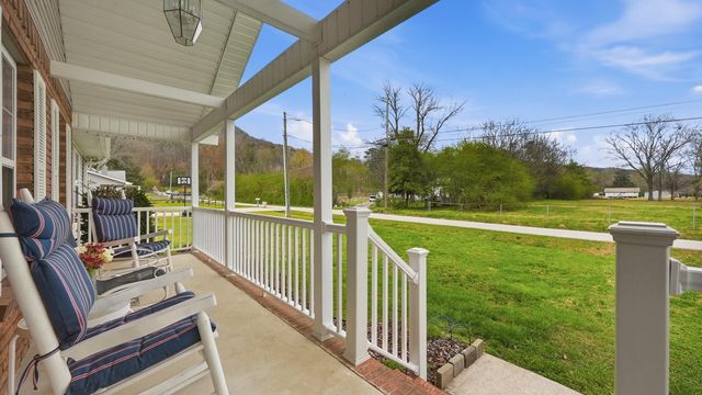 120 Graves Road, Soddy Daisy, TN 37379
