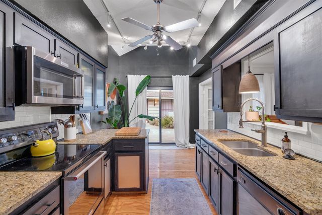 5016 Cedar Springs Road, Dallas, TX 75235