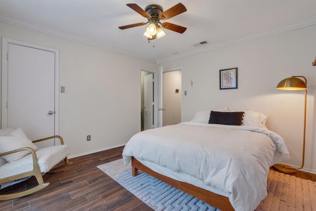 5016 Cedar Springs Road, Dallas, TX 75235