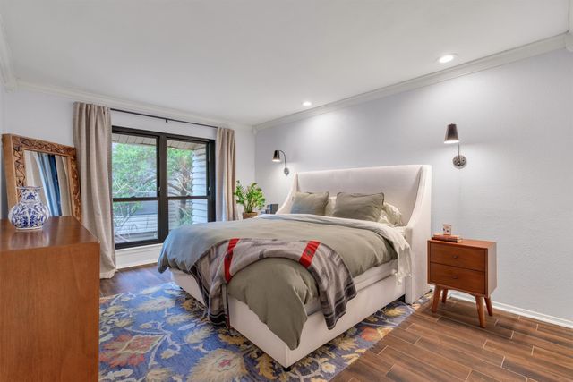 5016 Cedar Springs Road, Dallas, TX 75235