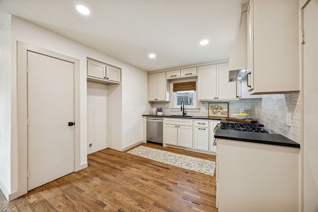 1130 Pioneer Drive, Dallas, TX 75224