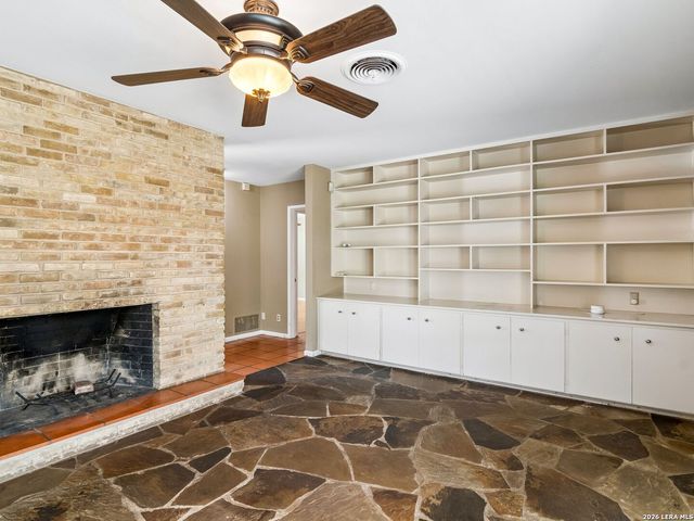 1016 Mount Rainier Drive, San Antonio, TX 78213
